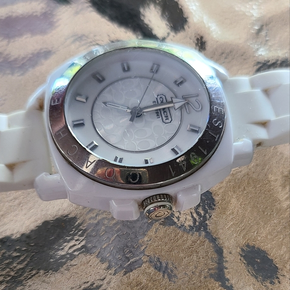 Coach watch - Picture 6 of 6